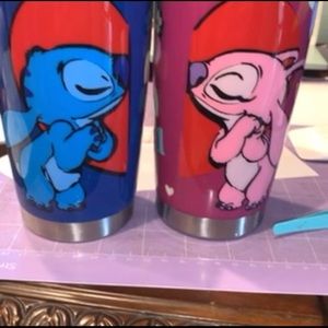 Personalized travel mugs